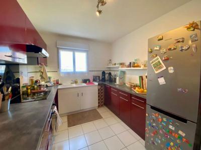 For sale Montauban 4 rooms 81 m2 Tarn et garonne (82000) photo 3