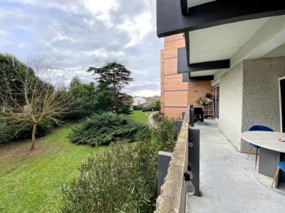 For sale Montauban 4 rooms 94 m2 Tarn et garonne (82000) photo 2