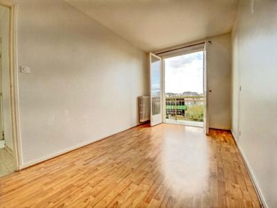 For sale Montauban 3 rooms 61 m2 Tarn et garonne (82000) photo 2