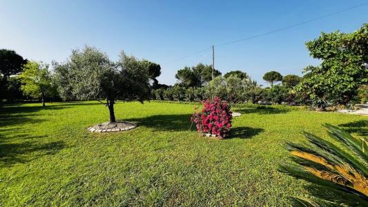 For sale 4 rooms 95 m2 Herault (34500) photo 2