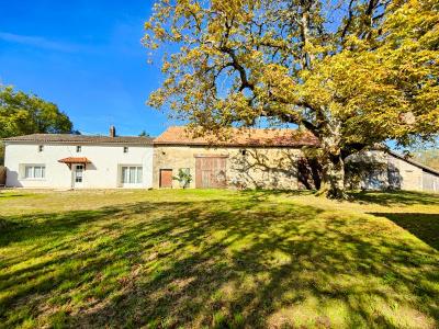 For sale 6 rooms 145 m2 Vienne (86510) photo 0
