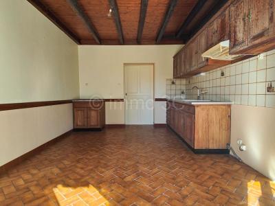 For sale 6 rooms 145 m2 Vienne (86510) photo 1