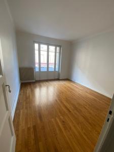 For rent Lyon-4eme-arrondissement 3 rooms 65 m2 Rhone (69004) photo 2