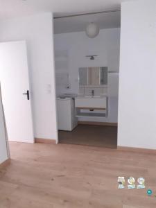 For rent Paray-le-monial 2 rooms 36 m2 Saone et loire (71600) photo 1