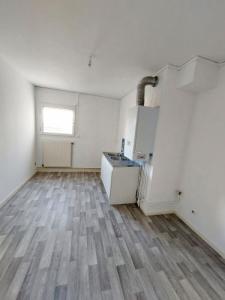 For sale Bourges 3 rooms 70 m2 Cher (18000) photo 2