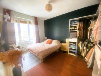 For sale Vichy 3 rooms 61 m2 Allier (03200) photo 0