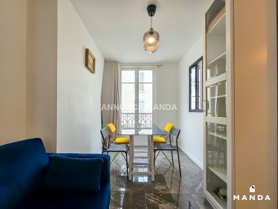 Louer Appartement 32 m2 Paris-18eme-arrondissement