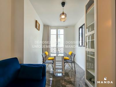 Louer Appartement 32 m2 Paris-18eme-arrondissement