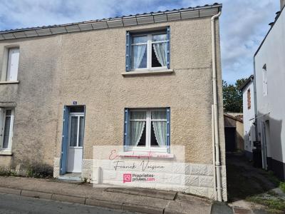 For sale Boupere 4 rooms 91 m2 Vendee (85510) photo 0