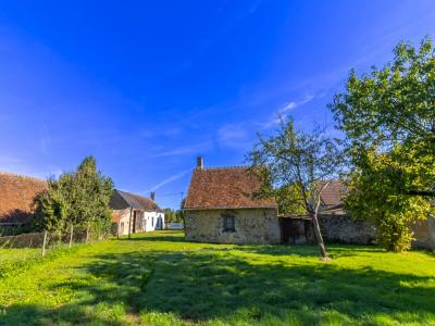 For sale Saint-christophe-en-bazelle 4 rooms 70 m2 Indre (36210) photo 1