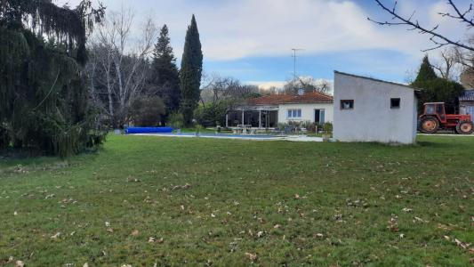 For sale Mirambeau 4 rooms 100 m2 Charente maritime (17150) photo 0