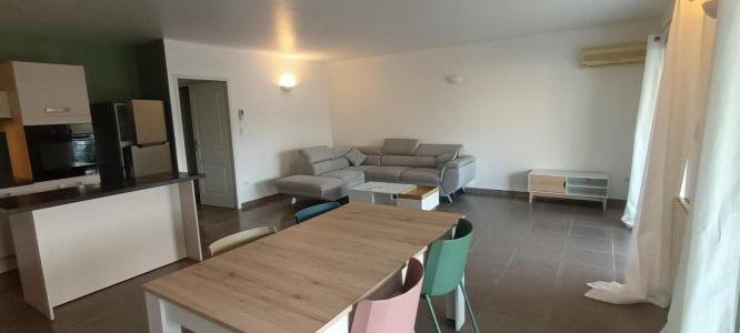 Louer Appartement Bagnols-sur-ceze 900 euros