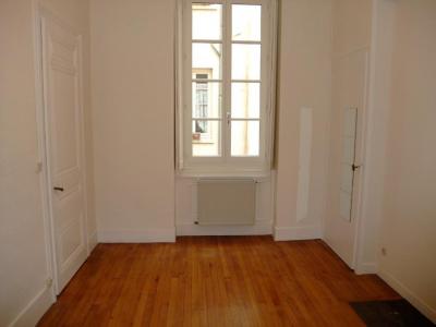 For rent Lyon-6eme-arrondissement 2 rooms 60 m2 Rhone (69006) photo 4