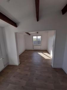 For sale Beaupreau 4 rooms 83 m2 Maine et loire (49600) photo 2