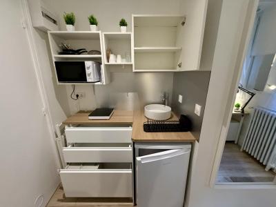 For rent Neuilly-sur-seine 1 room 13 m2 Hauts de Seine (92200) photo 1