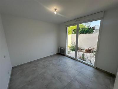 For rent Vias 4 rooms 87 m2 Herault (34450) photo 3