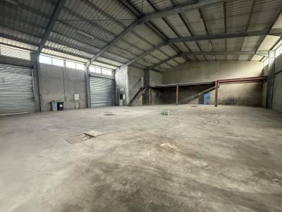 Annonce Location Commerce Saint-benoit 974