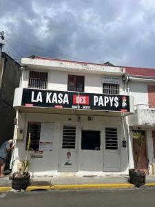 For sale Carbet 4 rooms 100 m2 Martinique (97221) photo 0