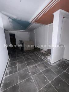 Acheter Local commercial 81 m2 Fort-de-france