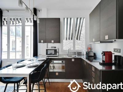For rent Paris-8eme-arrondissement 2 rooms 35 m2 Paris (75008) photo 1
