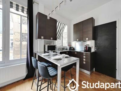For rent Paris-8eme-arrondissement 2 rooms 35 m2 Paris (75008) photo 3