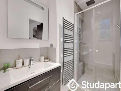 For rent Paris-8eme-arrondissement 2 rooms 35 m2 Paris (75008) photo 4