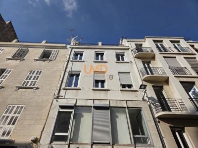 For sale Marseille-1er-arrondissement 9 rooms 238 m2 Bouches du Rhone (13001) photo 3