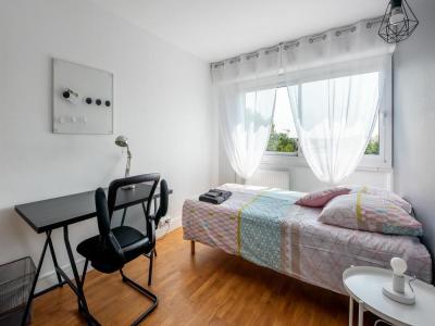 For rent Pessac 1 room 20 m2 Gironde (33600) photo 0
