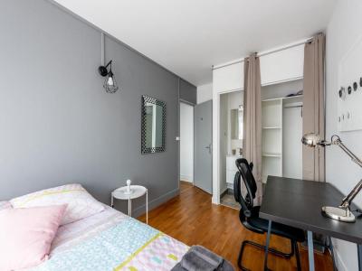 For rent Pessac 1 room 20 m2 Gironde (33600) photo 1