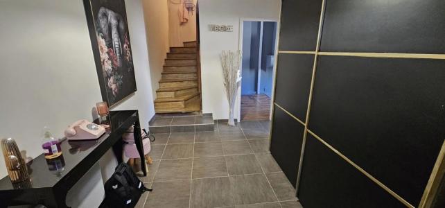 For sale Ambutrix 6 rooms 190 m2 Ain (01500) photo 1
