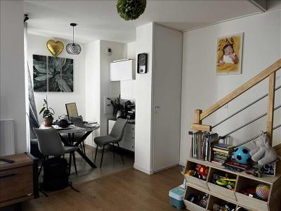 Louer Appartement 71 m2 Cergy