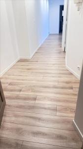 Louer Appartement 61 m2 Courbevoie