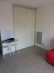 For rent Bordeaux 1 room 21 m2 Gironde (33300) photo 1