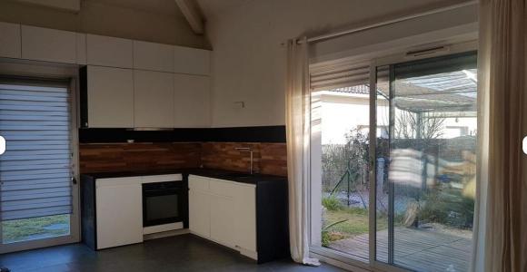 For rent Artigues-pres-bordeaux 3 rooms 59 m2 Gironde (33370) photo 1