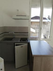 For rent Bordeaux 1 room 14 m2 Gironde (33000) photo 4