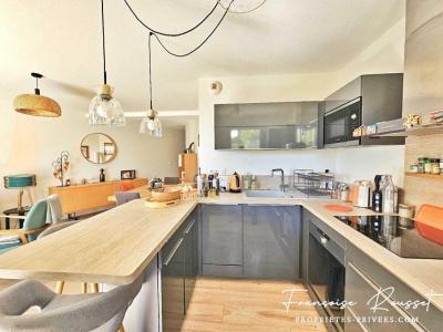 Acheter Appartement 60 m2 Nimes