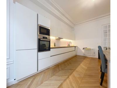 For rent Paris-16eme-arrondissement 4 rooms 140 m2 Paris (75016) photo 4