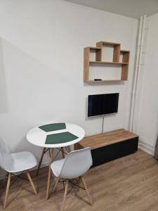For rent Paris-15eme-arrondissement 1 room 24 m2 Paris (75015) photo 1