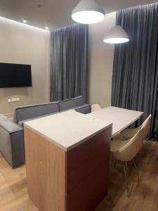 For rent Lyon-7eme-arrondissement 2 rooms 41 m2 Rhone (69007) photo 3
