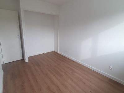 For sale Marseille-11eme-arrondissement 4 rooms 81 m2 Bouches du Rhone (13011) photo 3