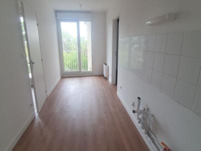 For sale Marseille-11eme-arrondissement 4 rooms 81 m2 Bouches du Rhone (13011) photo 4