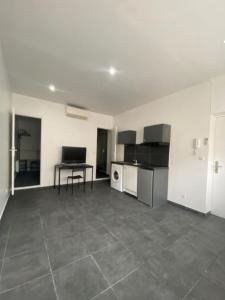 For rent Marseille-13eme-arrondissement 2 rooms 40 m2 Bouches du Rhone (13013) photo 0