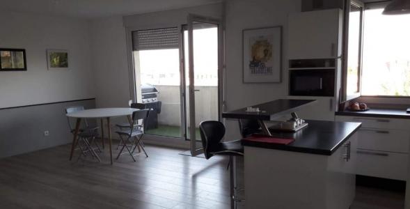 For rent Lyon-1er-arrondissement 4 rooms 73 m2 Rhone (69001) photo 0