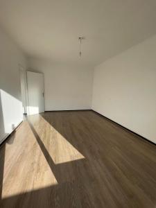 For sale Toulouse 2 rooms 48 m2 Haute garonne (31200) photo 3
