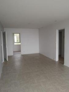 Louer Appartement Anglefort 733 euros