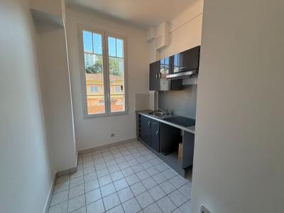 Louer Appartement Nice 942 euros