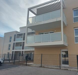 Louer Appartement 67 m2 Monteux