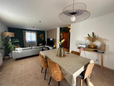 For sale centre ville, commerces,  5 rooms 120 m2 Herault (34140) photo 3