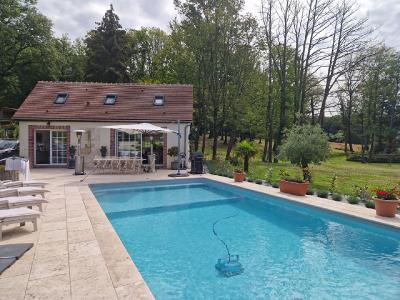 For sale 7 rooms 540 m2 Eure et loir (28240) photo 1