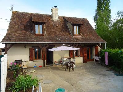 For sale 4 rooms 112 m2 Eure et loir (28240) photo 0